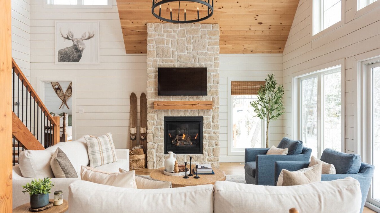 Photo of Livingroom in Georgian Bay