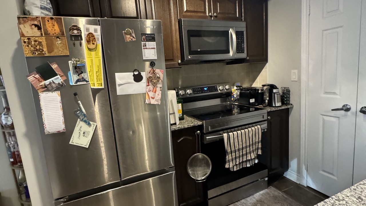 Photo of Kitchen in Thorncliffe Park