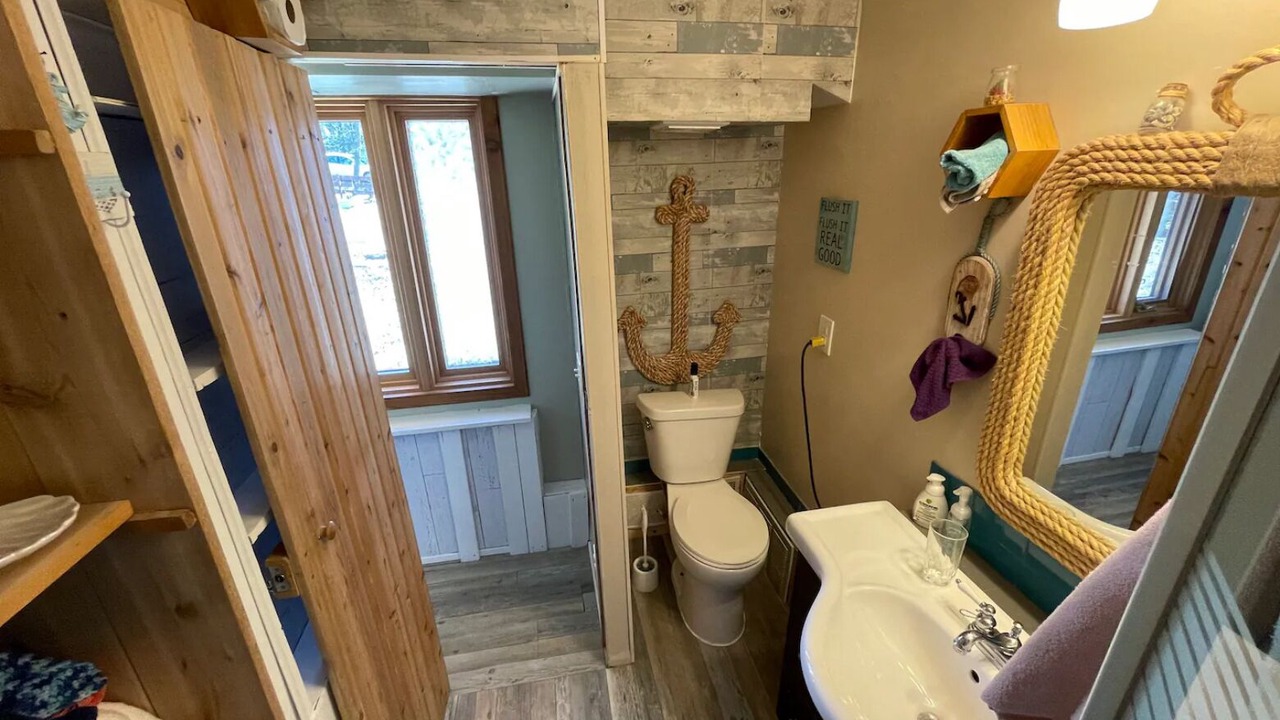 Photo of Bathroom in Central Alberta
