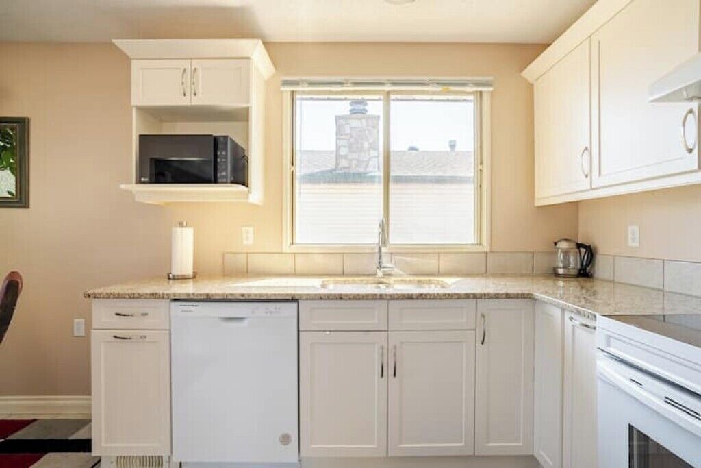 Photo of Kitchen in Southwest Calgary