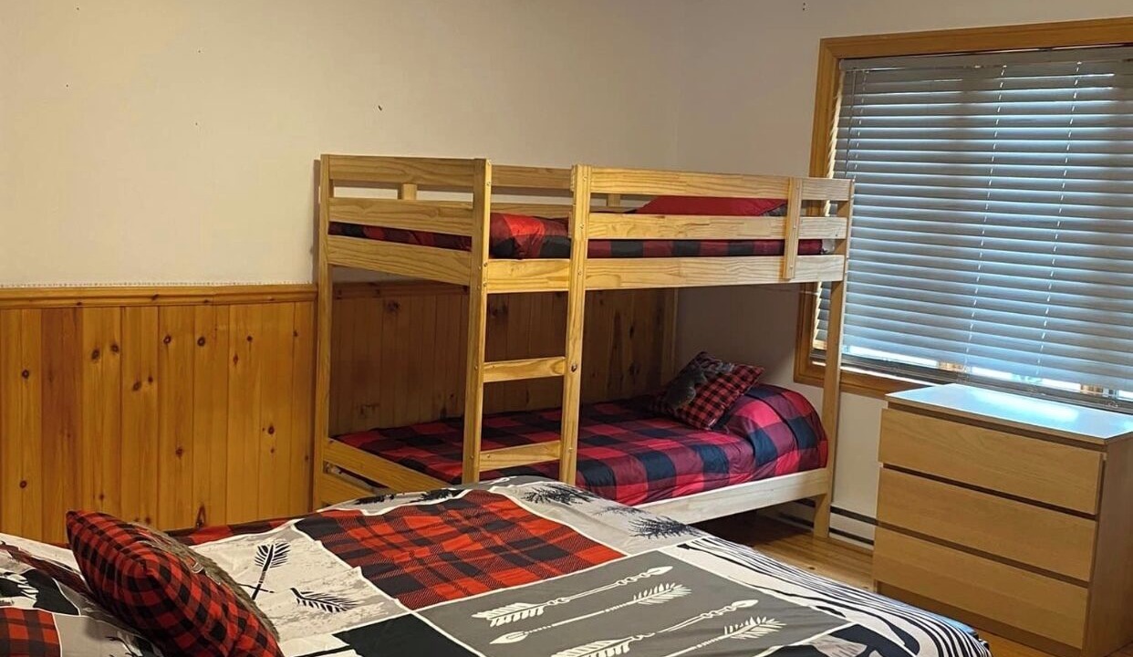Photo of Bedroom in Saint-Michel-des-Saints