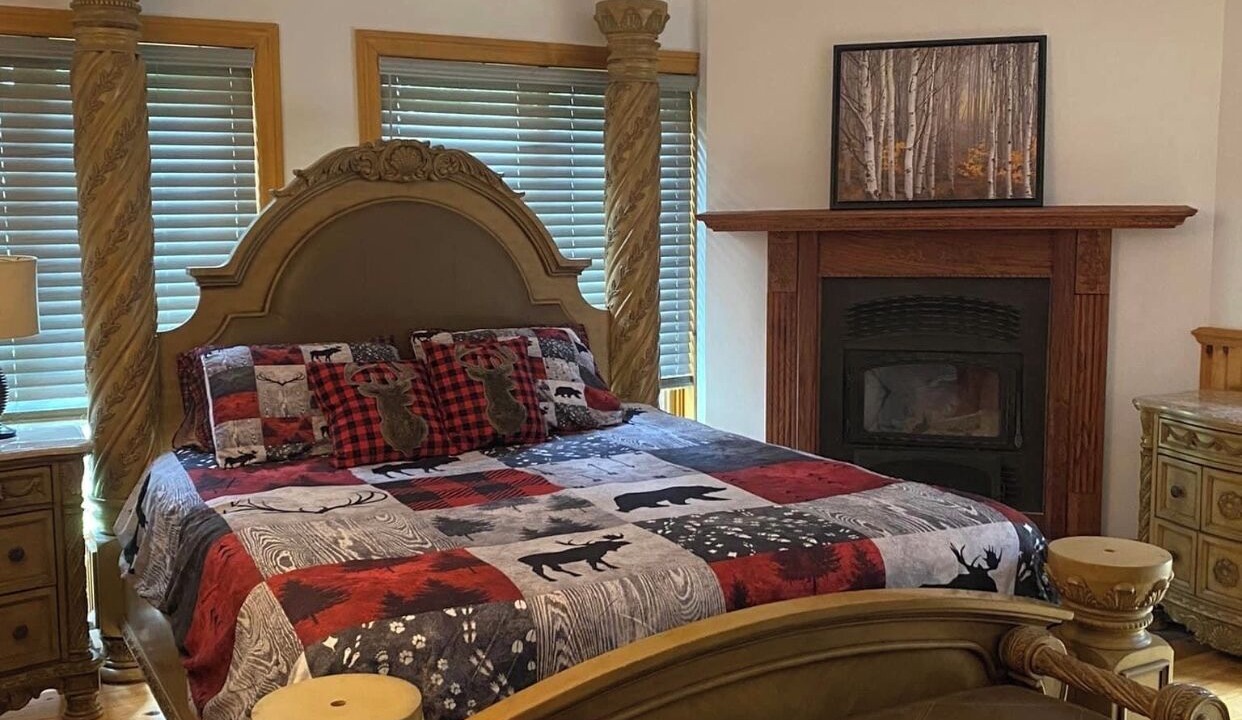 Photo of Bedroom in Saint-Michel-des-Saints