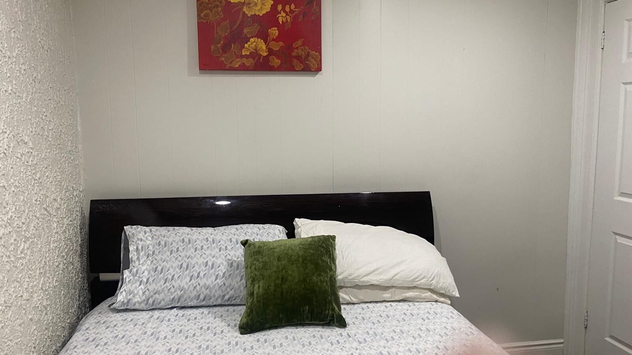 Photo of Bedroom in Bowmanville