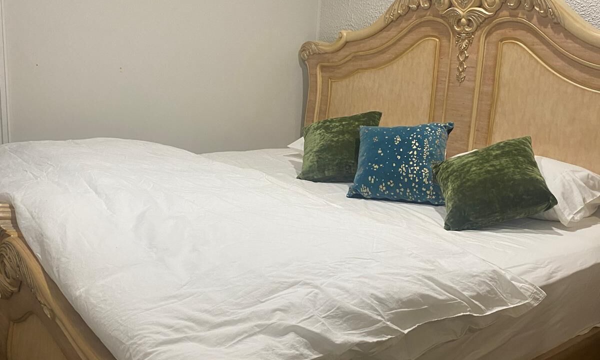 Photo of Bedroom in Bowmanville