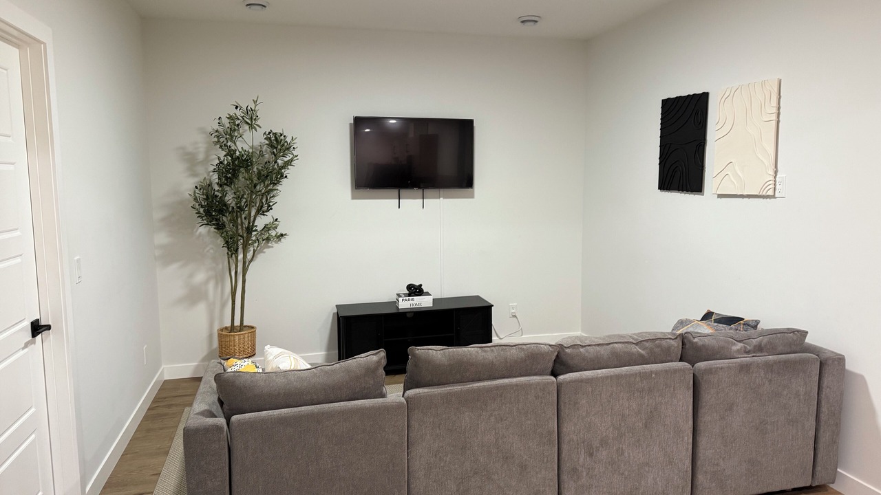 Photo of Livingroom in Southwest Calgary