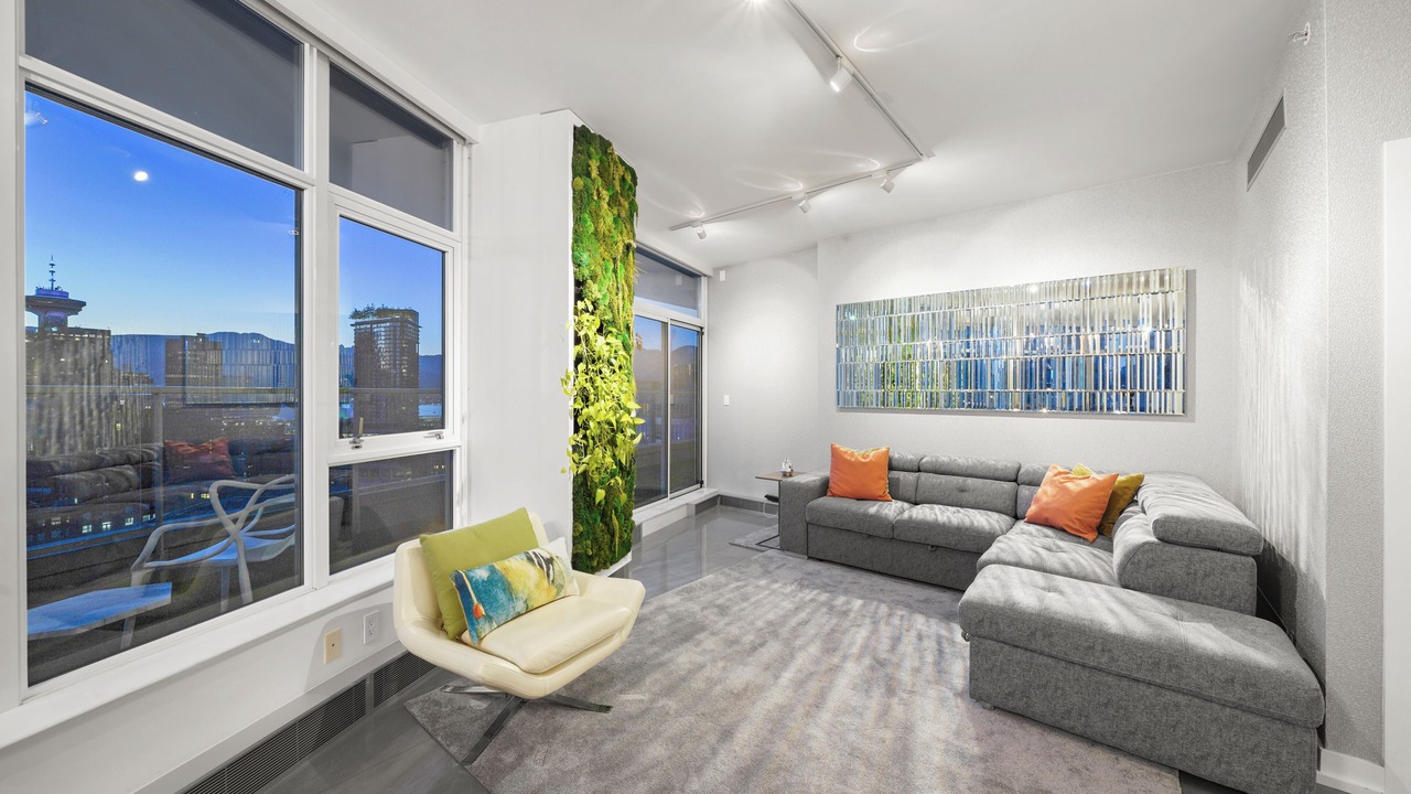 Photo of Livingroom in Crosstown