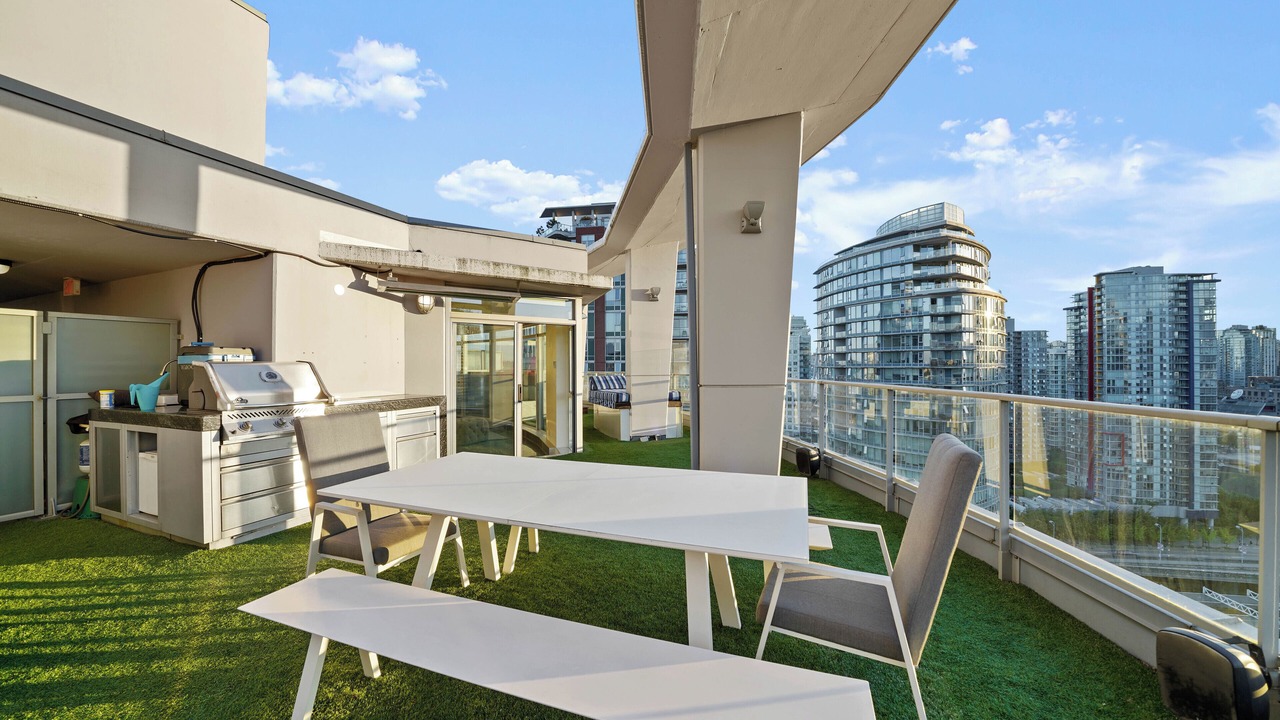 Photo of Outdoor in Crosstown