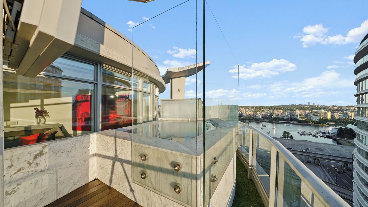 Photo of Outdoor in Crosstown