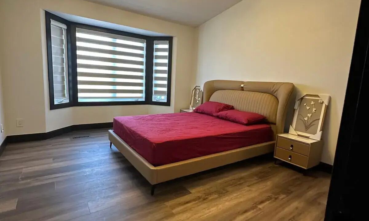 Photo of Bedroom in Nisku