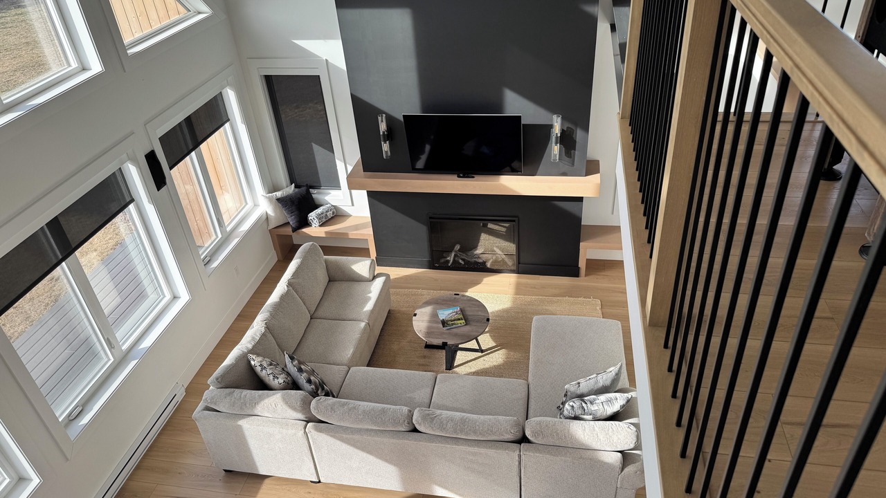 Photo of Livingroom in Brackley Beach