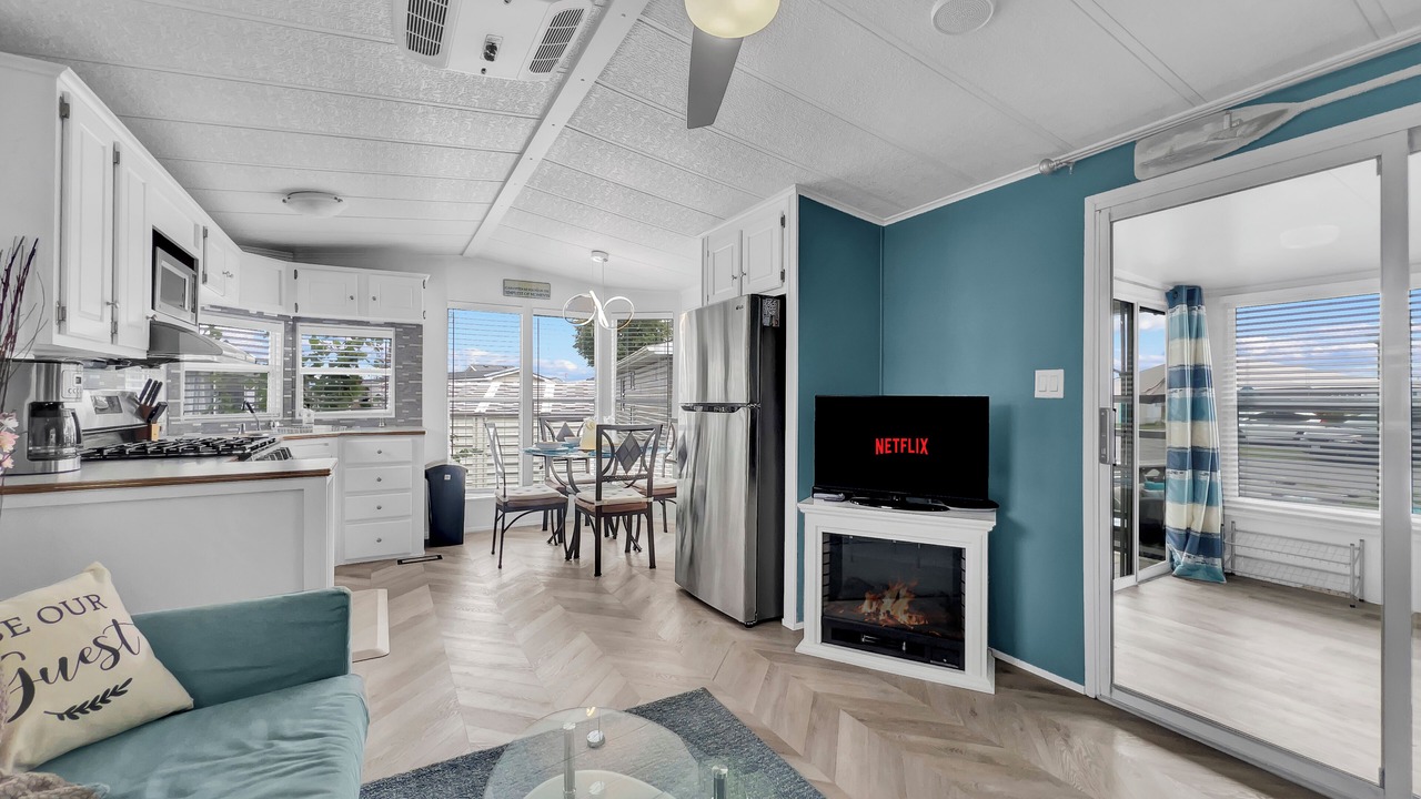 Photo of Livingroom in Sherkston