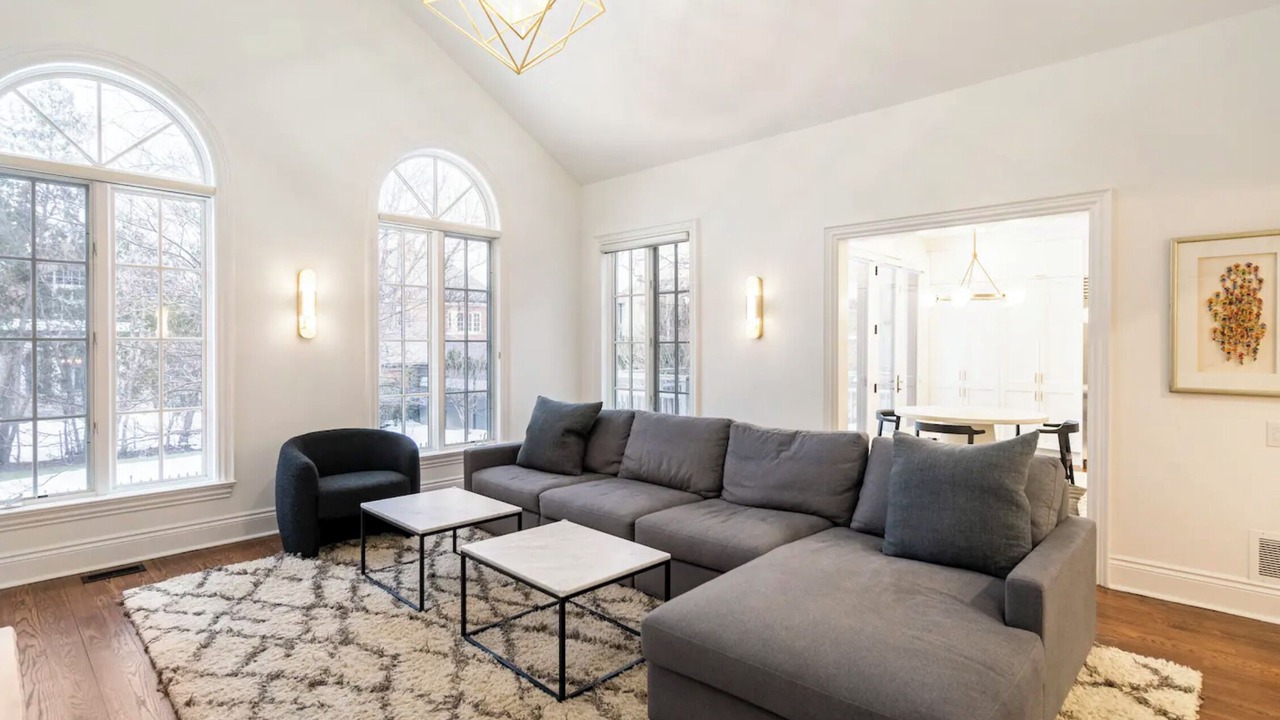 Photo of Livingroom in North York