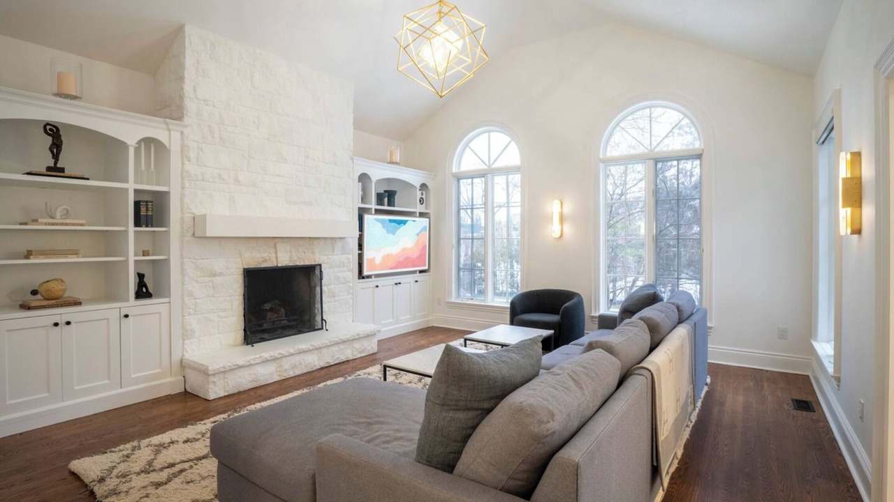 Photo of Livingroom in North York