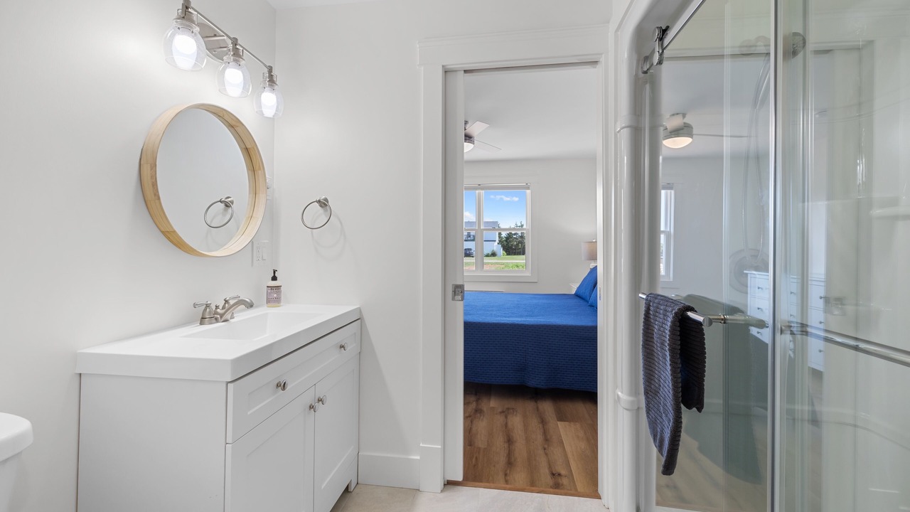 Photo of Bathroom in Darnley