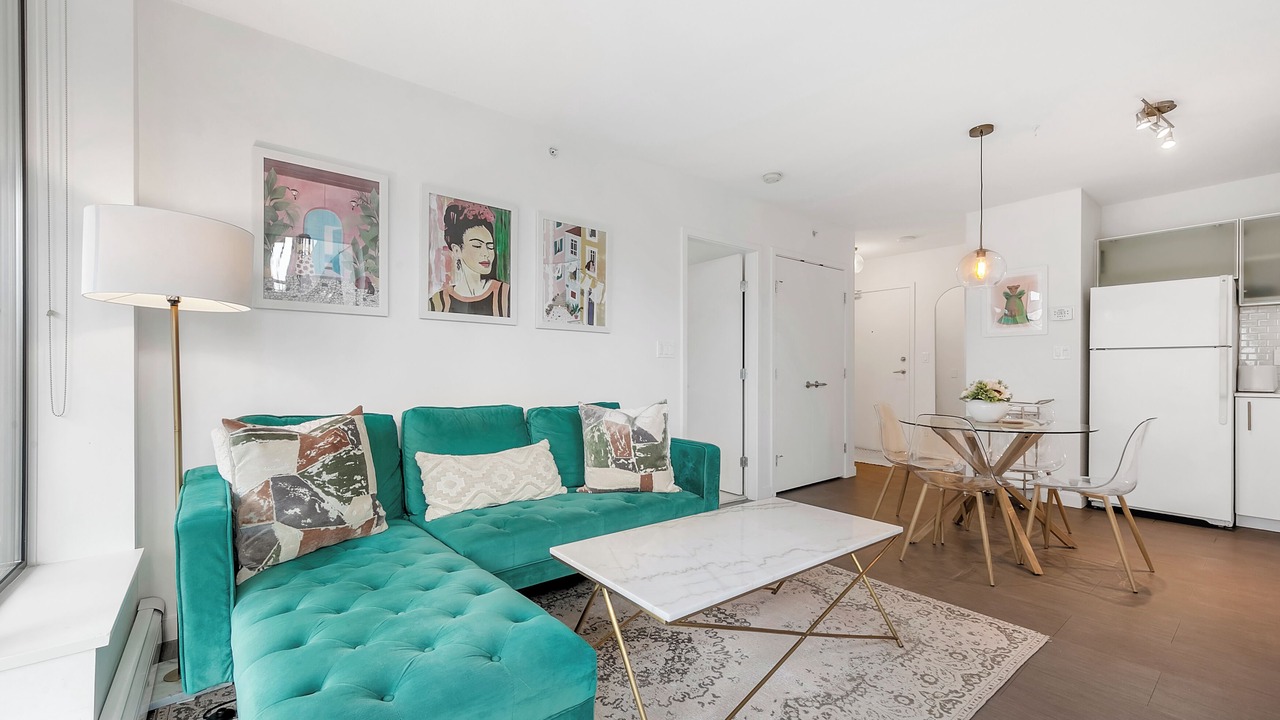 Photo of Livingroom in Gastown