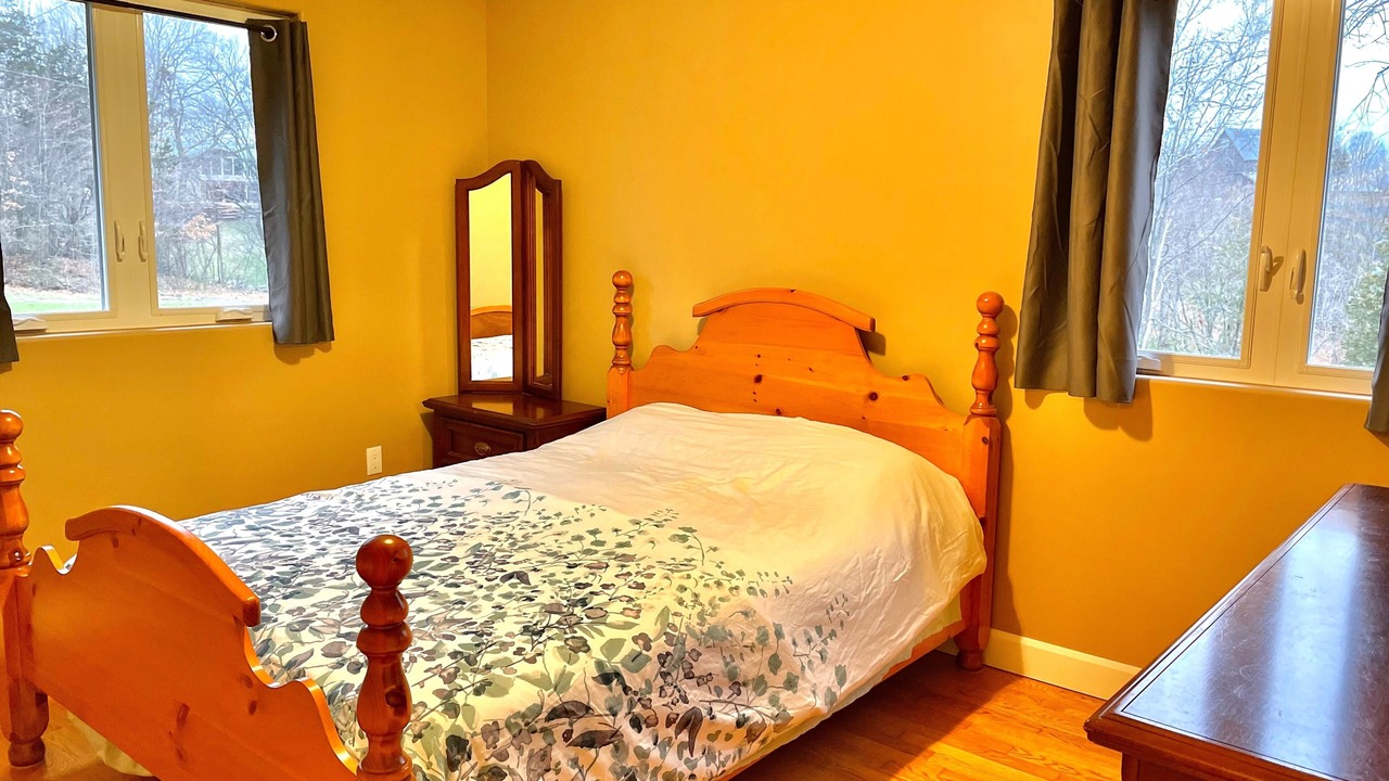 Photo of Bedroom in Greater Napanee