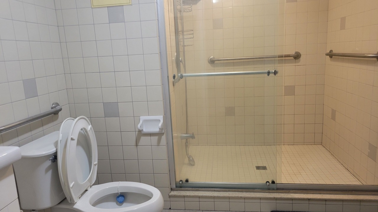 Photo of Bathroom in Downsview