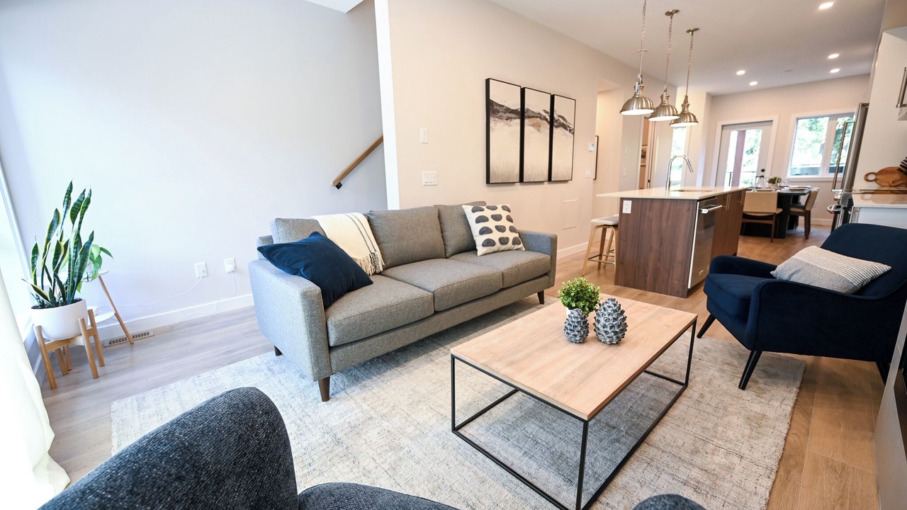 Photo of Livingroom in East Kootenay