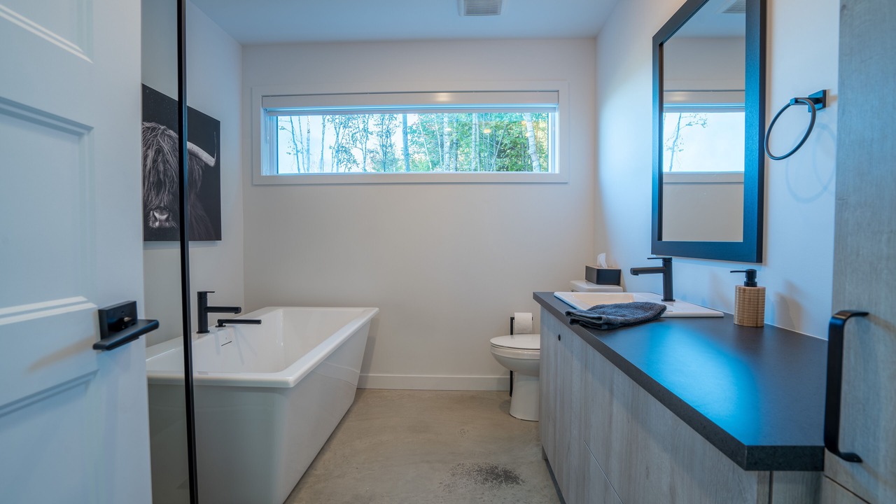 Photo of Bathroom in Saint Come