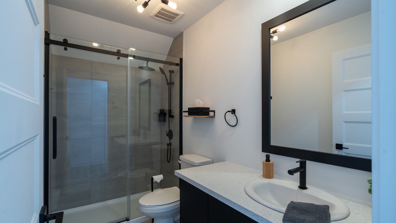 Photo of Bathroom in Saint Come