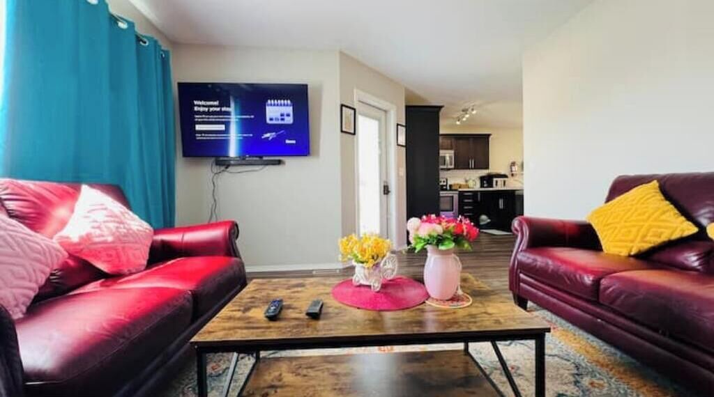 Photo of Livingroom in Sylvan Lake