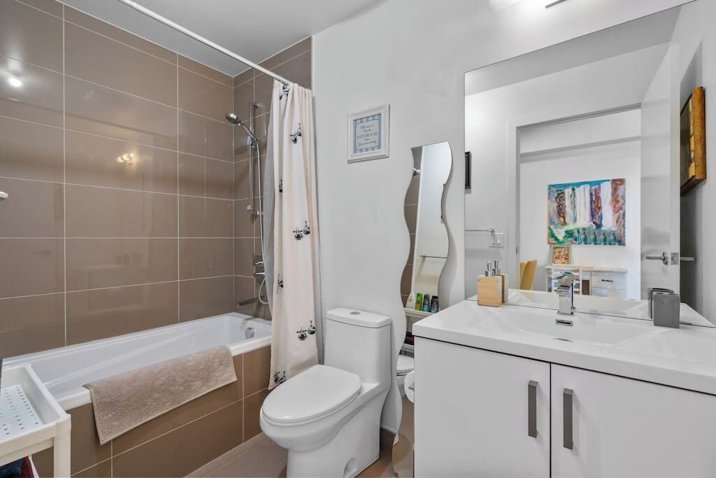 Photo of Bathroom in Connaught