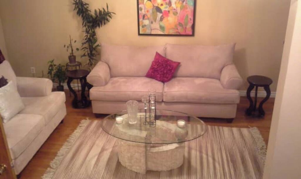Photo of Livingroom in Dollard-des-Ormeaux
