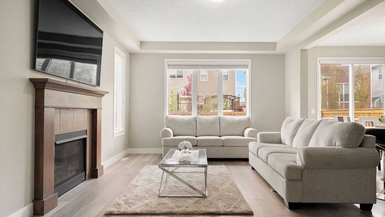 Photo of Livingroom in Airdrie