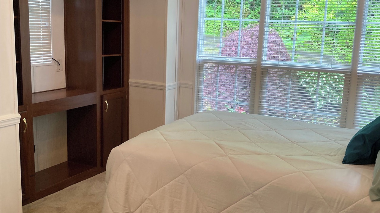 Photo of Bedroom in Lindell Beach