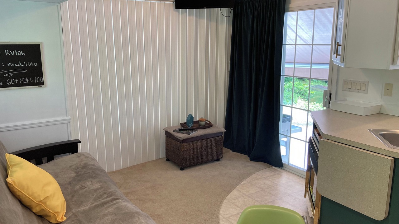 Photo of Livingroom in Lindell Beach