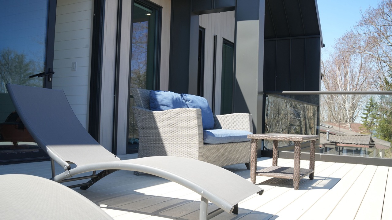 Photo of Patio Balcony in Port Stanton