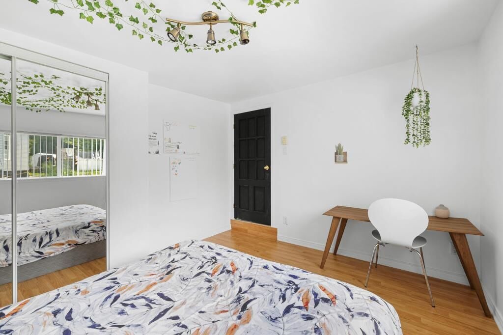 Photo of Bedroom in Chateau-Richer