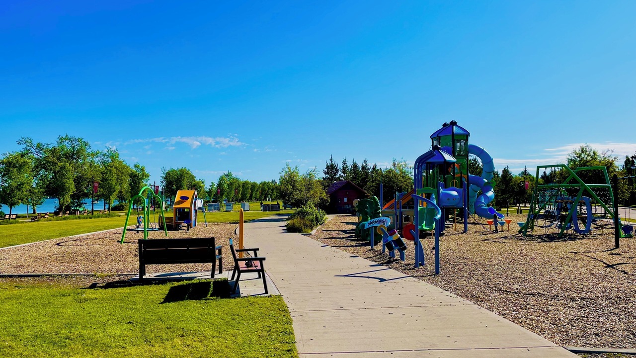 Photo of Others in Sylvan Lake