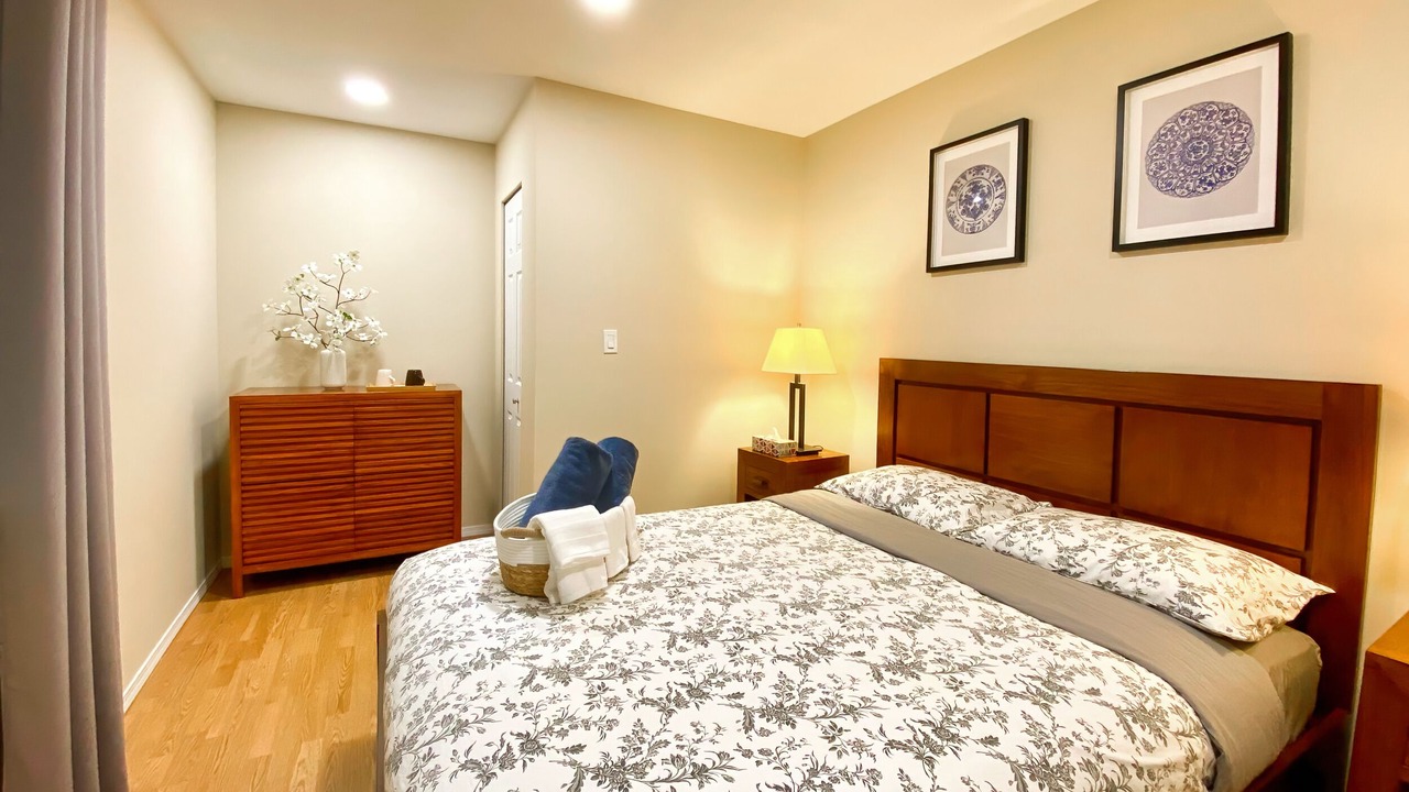 Photo of Bedroom in Madeira Park