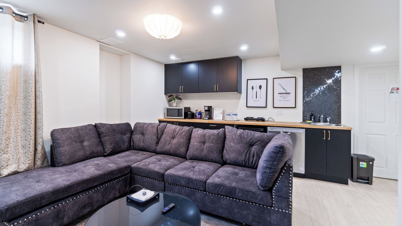 Photo of Livingroom in Carleton Place