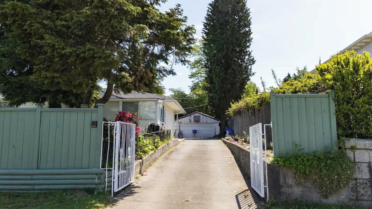 Photo of Outdoor in Shaughnessy