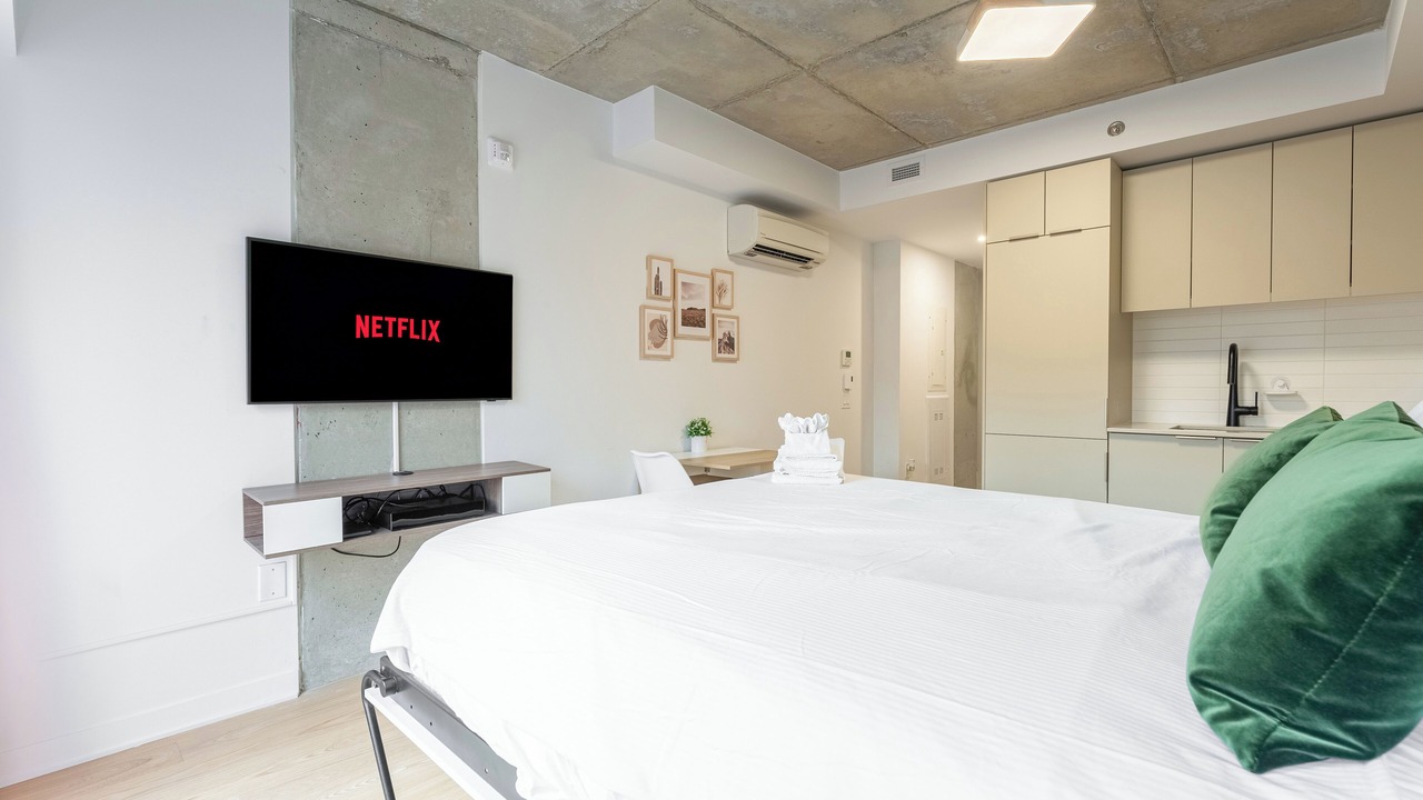 Photo of Bedroom in Latin Quarter