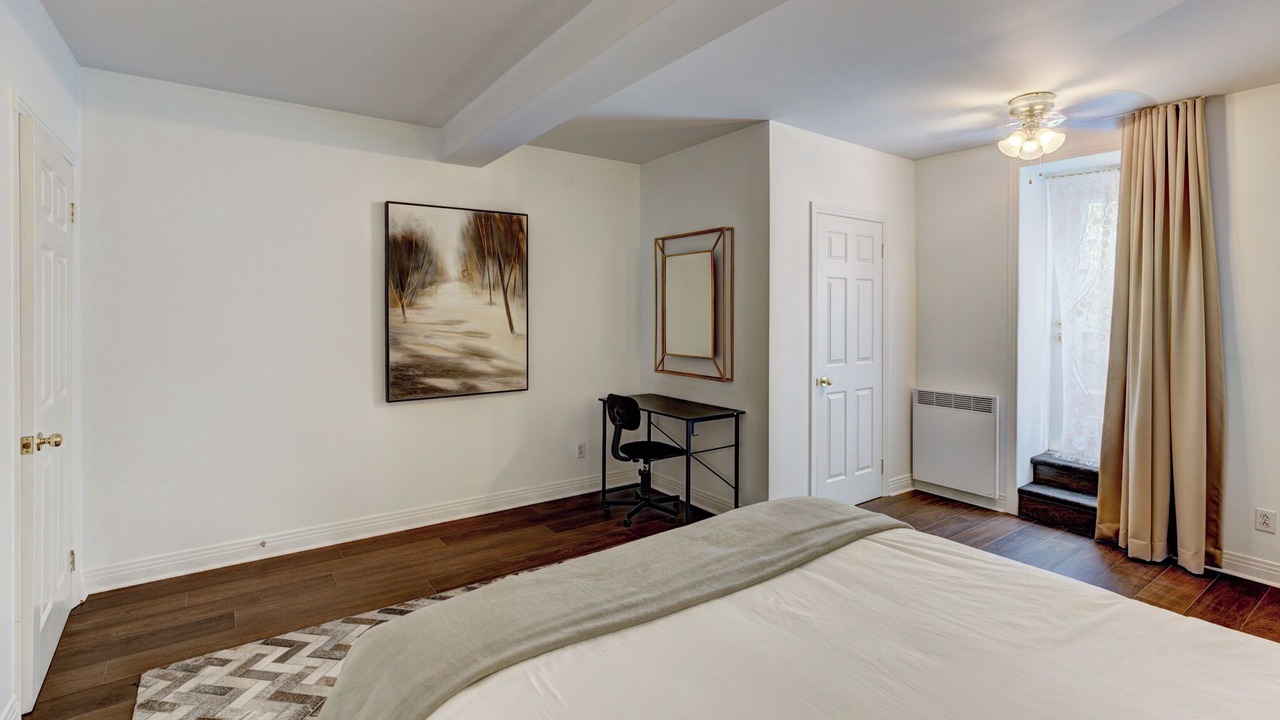 Photo of Bedroom in Latin Quarter