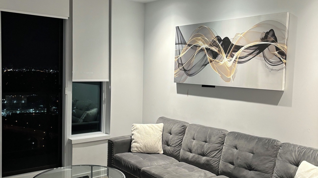 Photo of Livingroom in Swansea