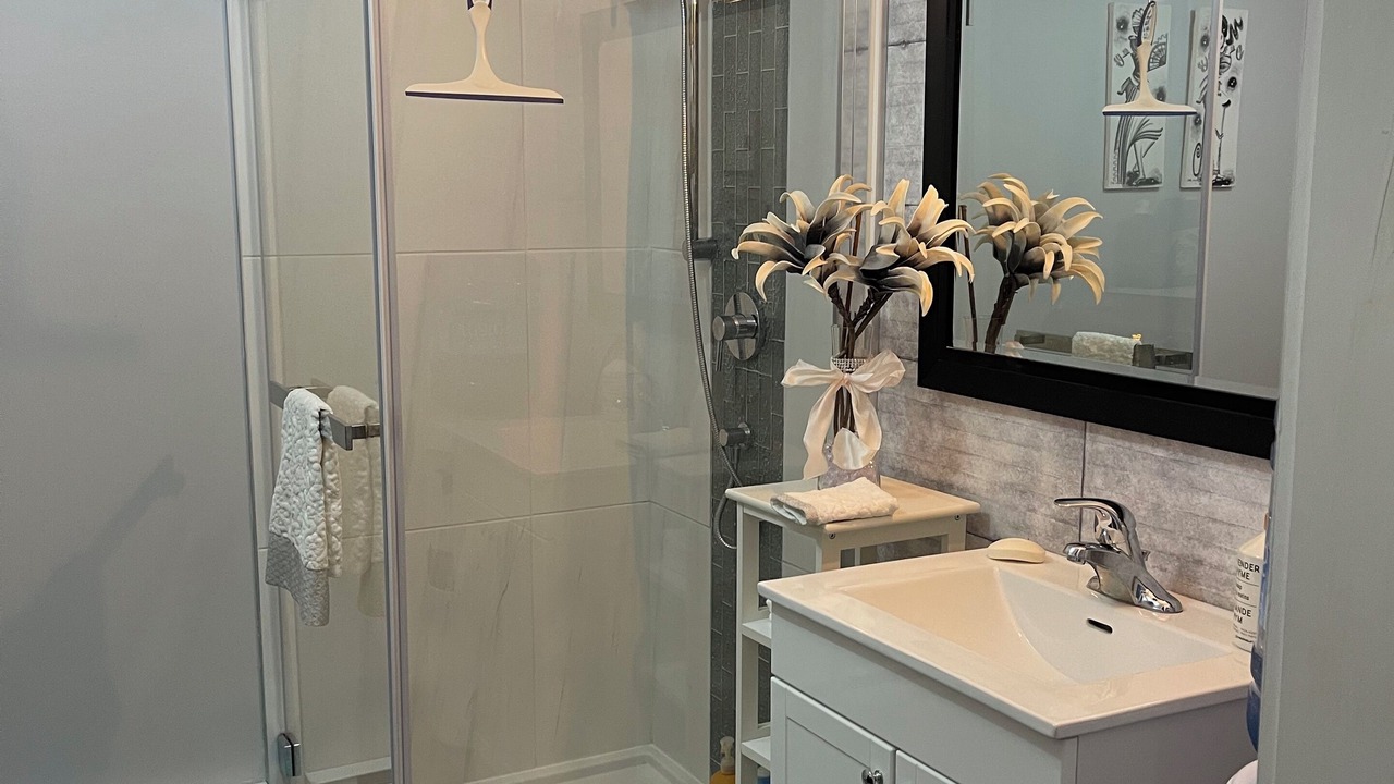 Photo of Bathroom in Saint-Alphonse-de-Granby