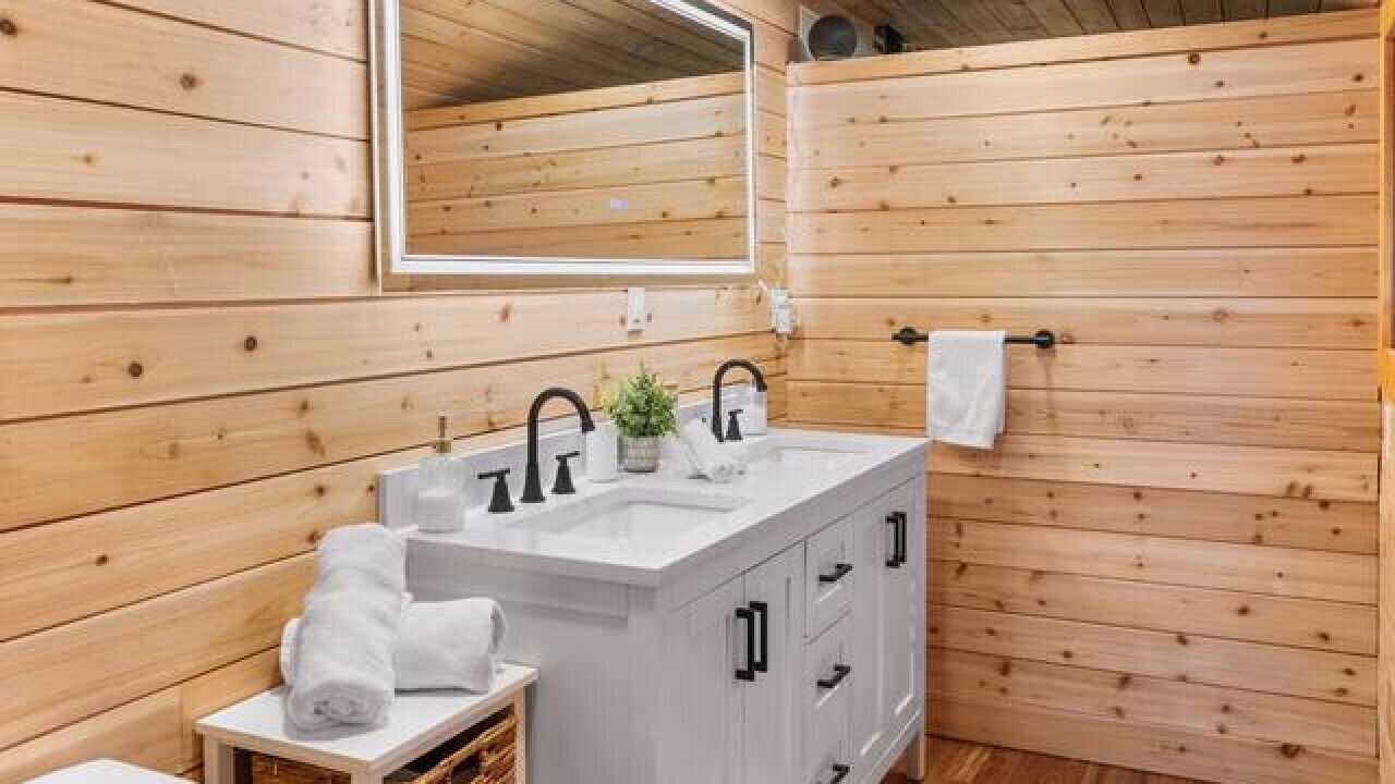 Photo of Bathroom in Scotia