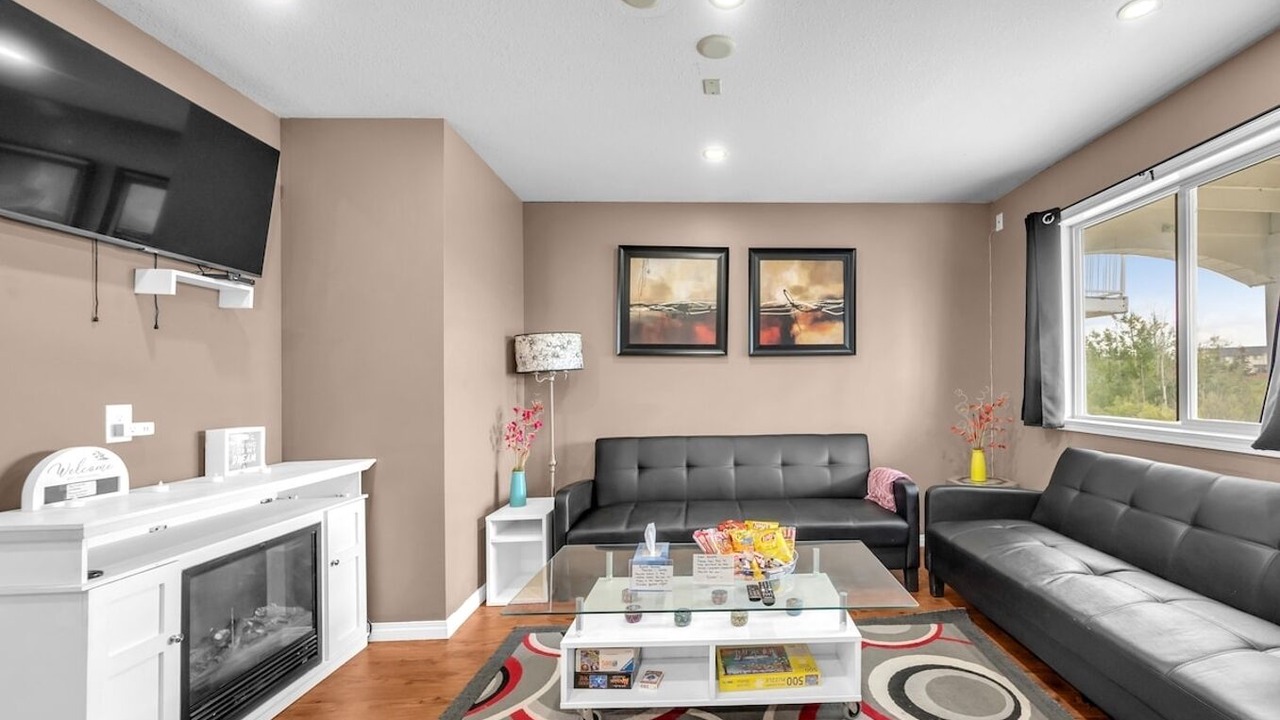Photo of Livingroom in Calgary