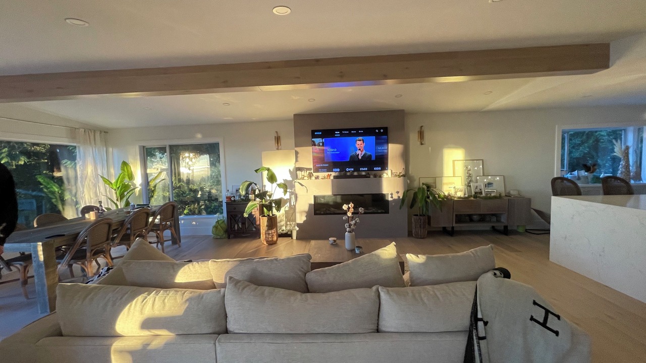 Photo of Livingroom in West Vancouver