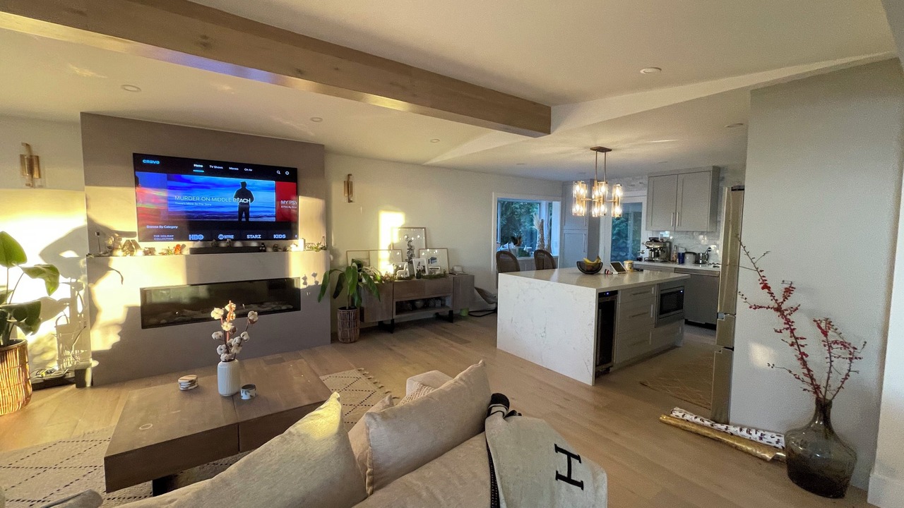 Photo of Livingroom in West Vancouver