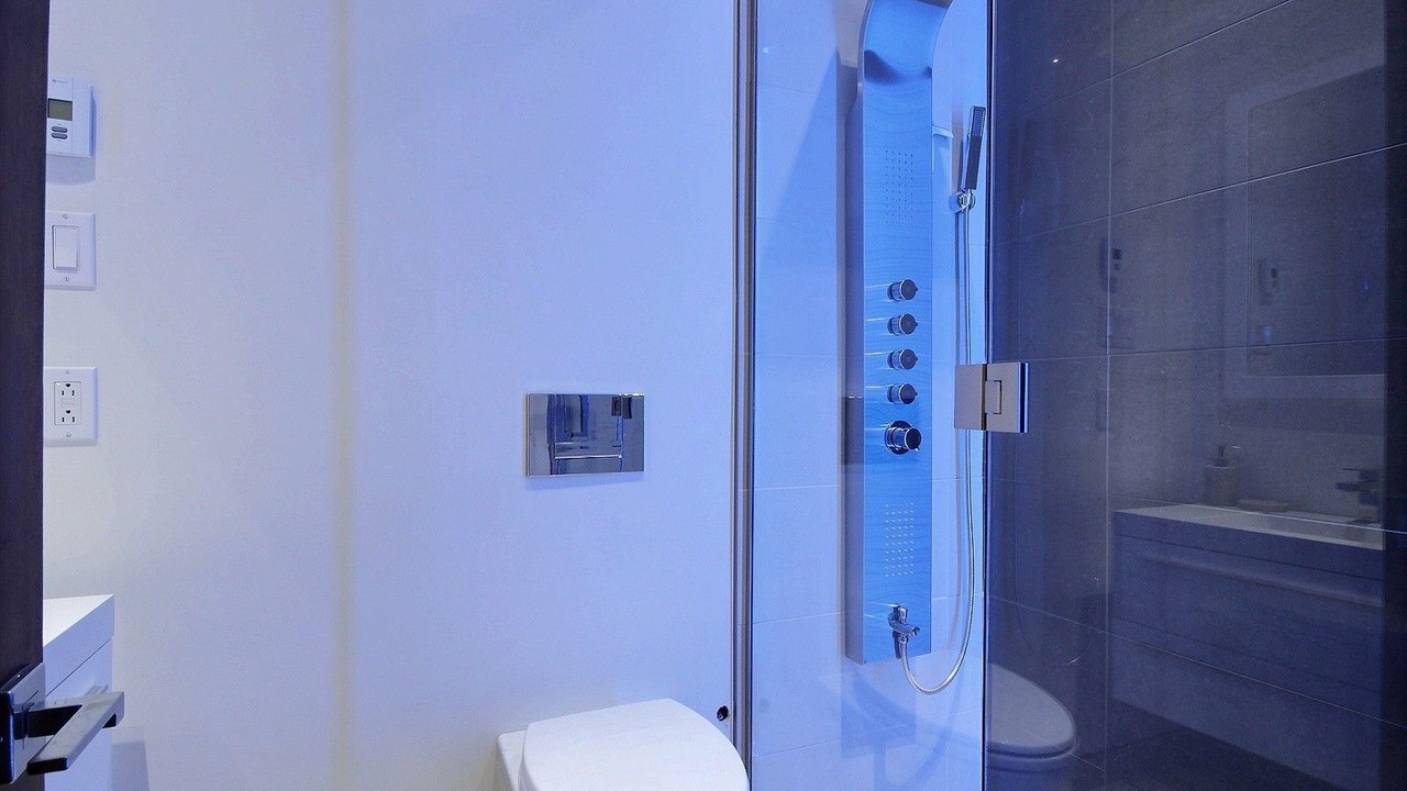 Photo of Bathroom in Ville-Marie