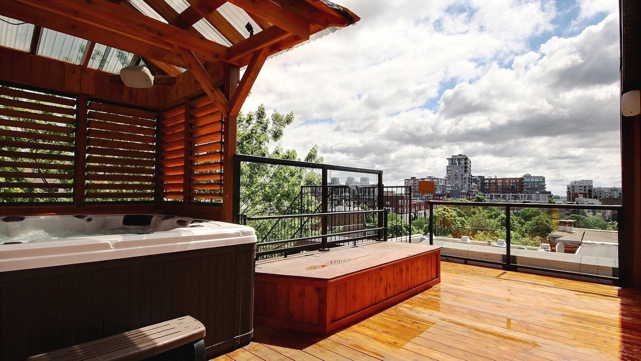 Photo of Outdoor in Ville-Marie
