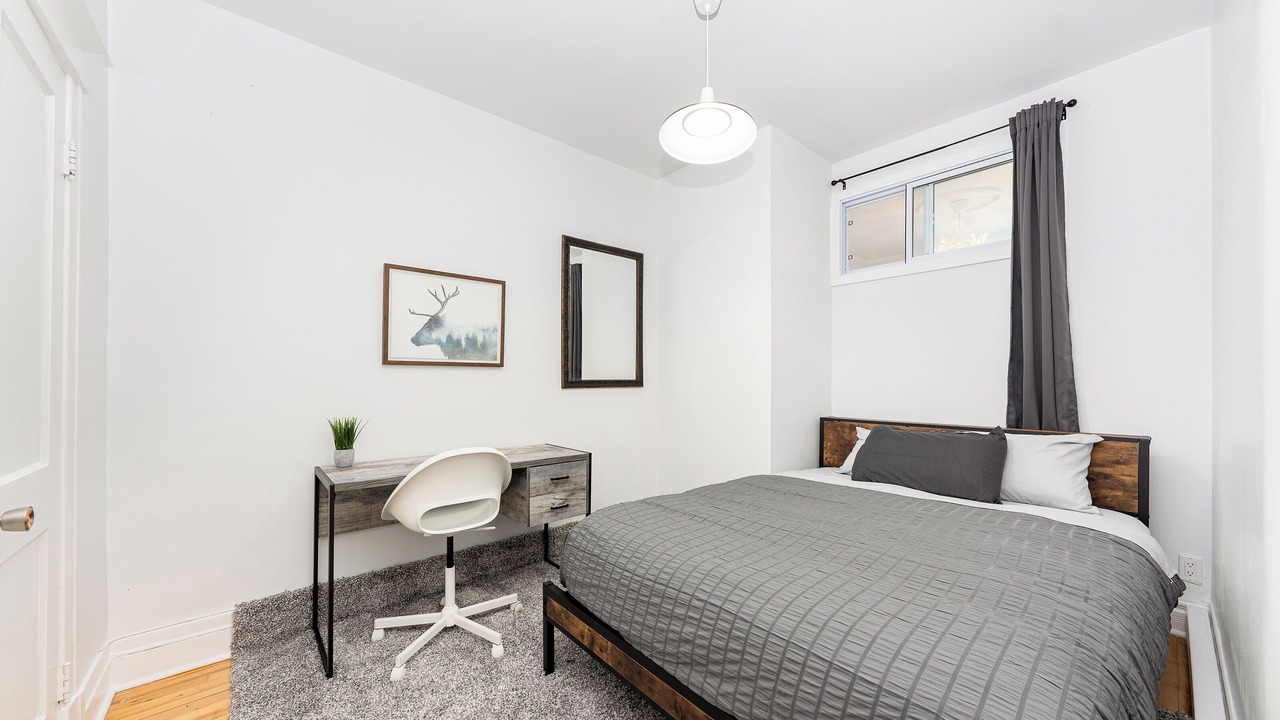 Photo of Bedroom in De Lorimier