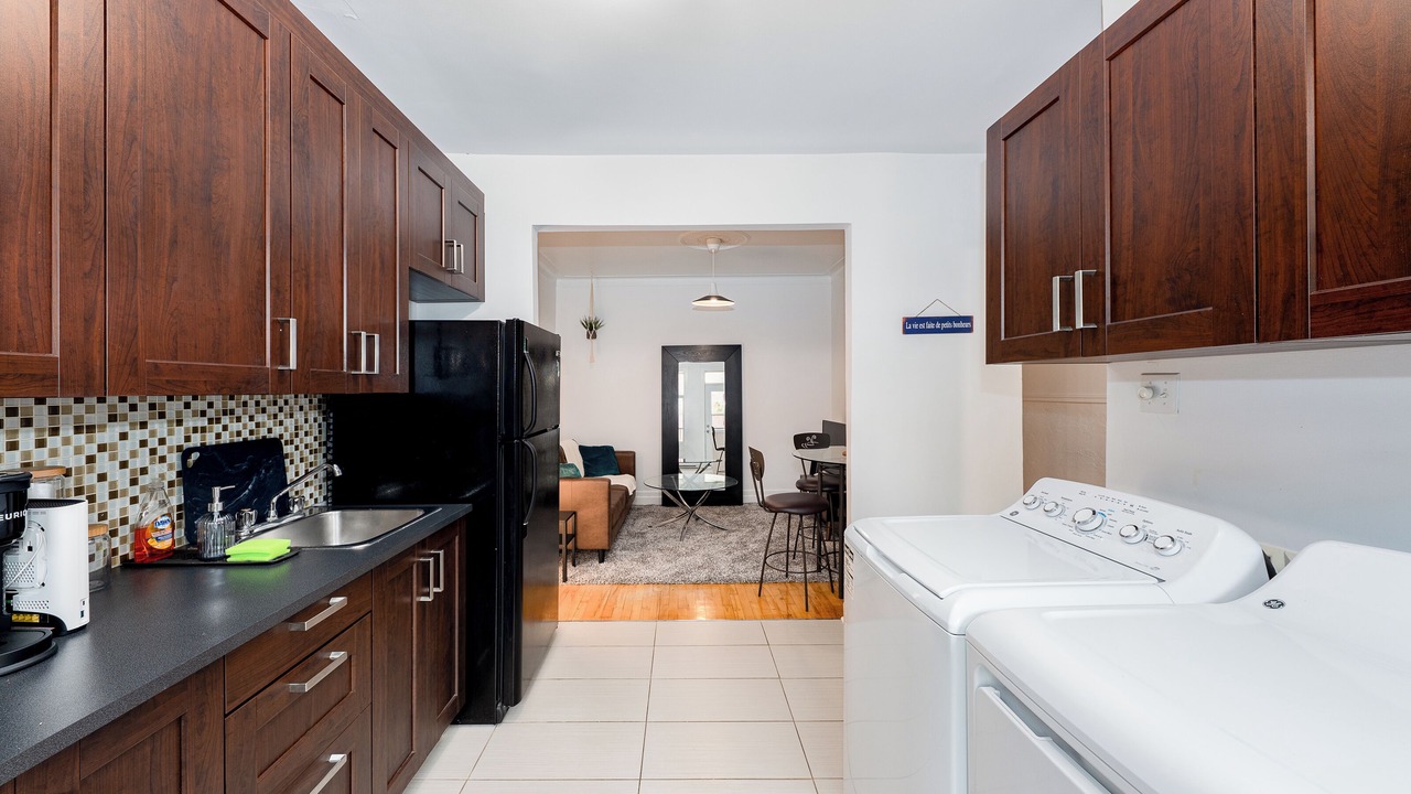 Photo of Kitchen in De Lorimier