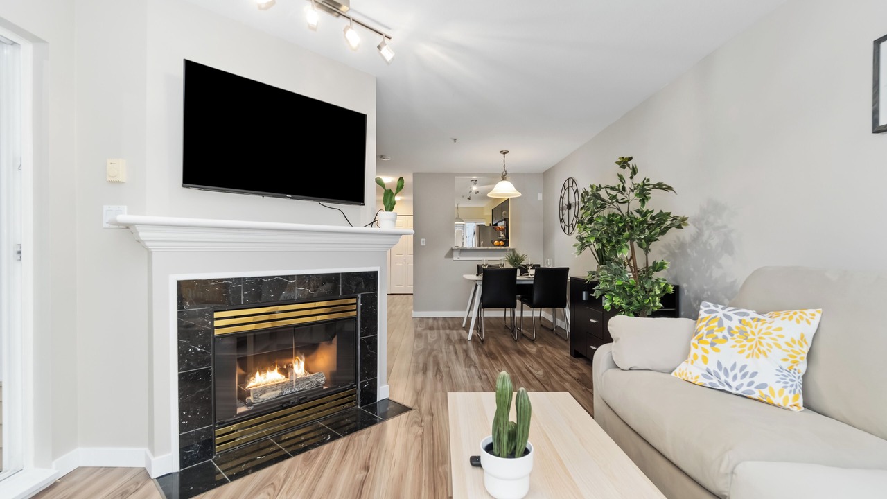 Photo of Livingroom in Kitsilano