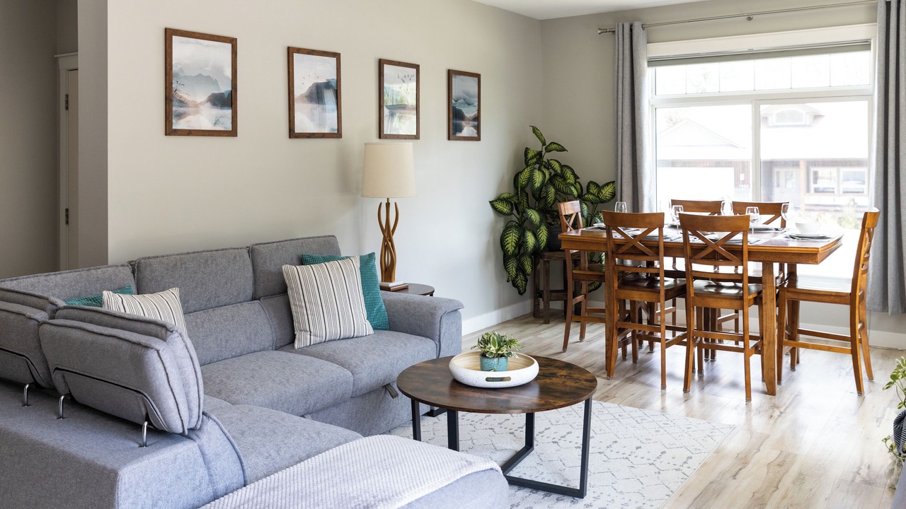 Photo of Livingroom in Revelstoke